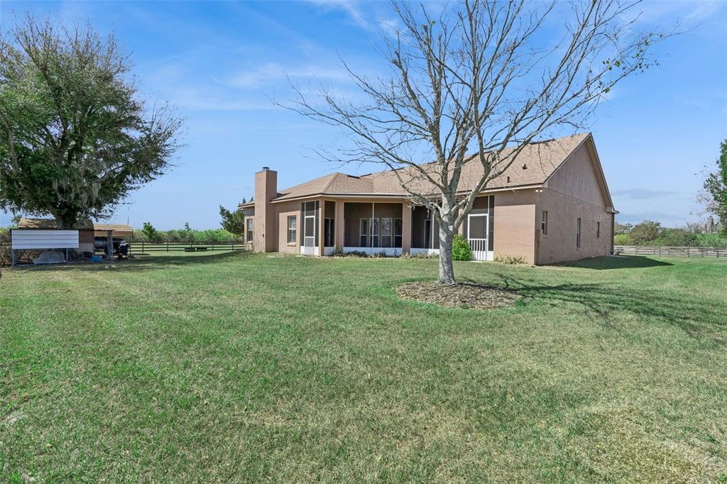 Image 58 of property listing at 10616 OLD GROVE ROAD, Clermont, FL 34711