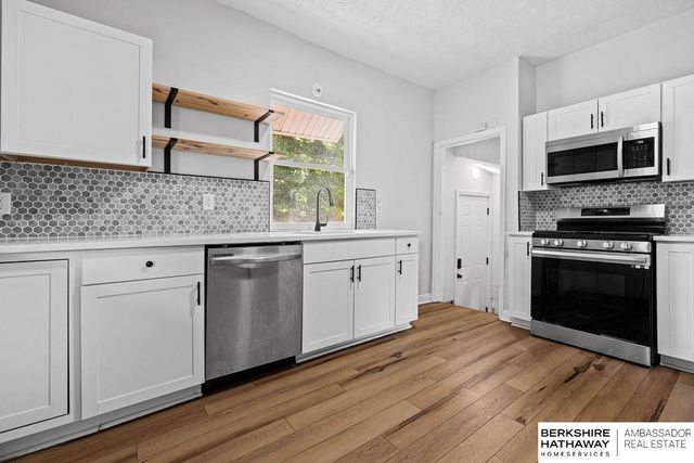 2416 Spencer Street, Omaha, NE 68111