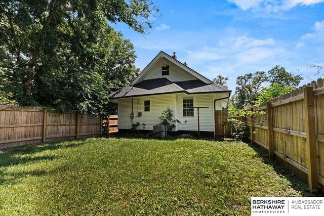 2416 Spencer Street, Omaha, NE 68111