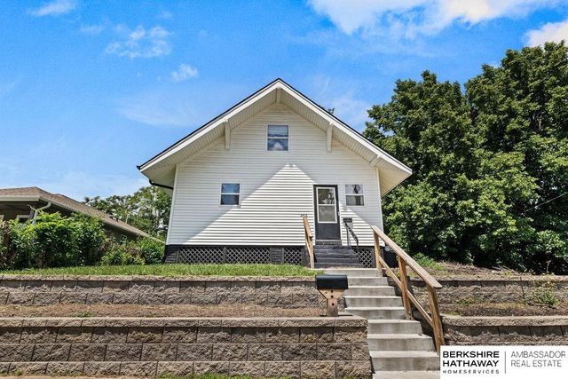 2416 Spencer Street, Omaha, NE 68111