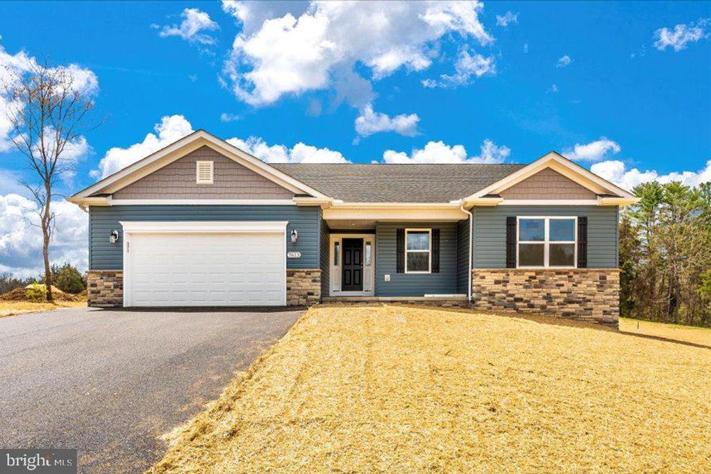 21913 DURBERRY RD, Smithsburg, MD 21783