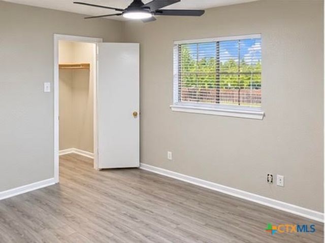 1312 S Mesquite Avenue, New Braunfels, TX 78130
