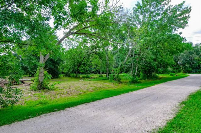 8519 Maywald Street, Manvel, TX 77578