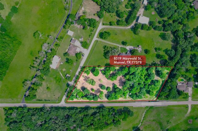8519 Maywald Street, Manvel, TX 77578