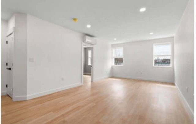 301 North 7, Wakefield, MA 01880