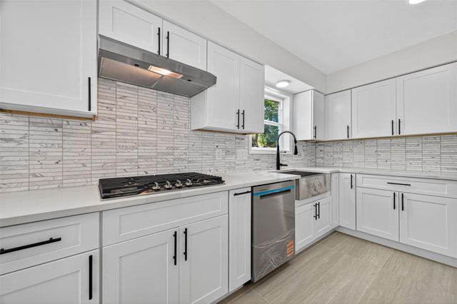 3607 Point Clear Drive, Missouri City, TX 77459