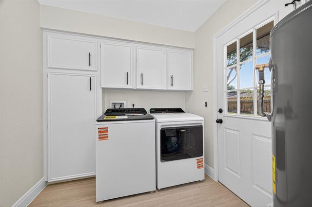 3607 Point Clear Drive, Missouri City, TX 77459