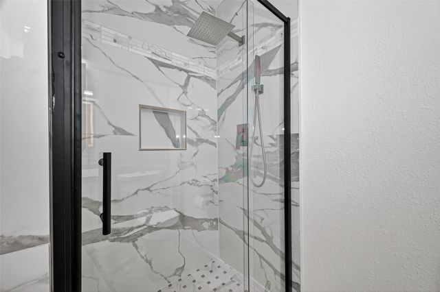 3607 Point Clear Drive, Missouri City, TX 77459