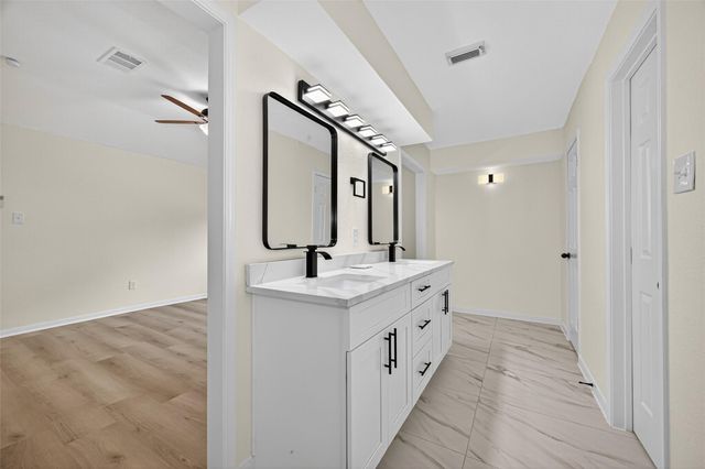 3607 Point Clear Drive, Missouri City, TX 77459