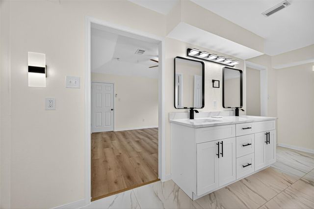 3607 Point Clear Drive, Missouri City, TX 77459