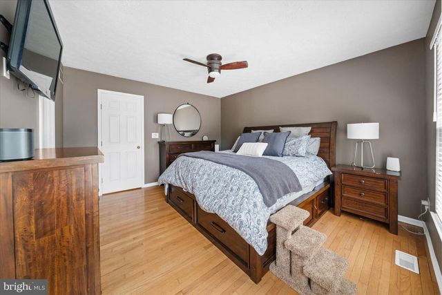 1013 RIDGEWOOD CT, Newark, DE 19711