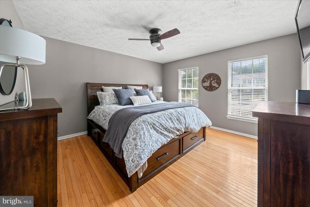 1013 RIDGEWOOD CT, Newark, DE 19711