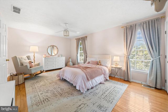 1013 RIDGEWOOD CT, Newark, DE 19711
