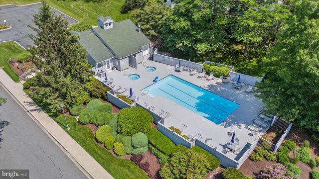 1013 RIDGEWOOD CT, Newark, DE 19711