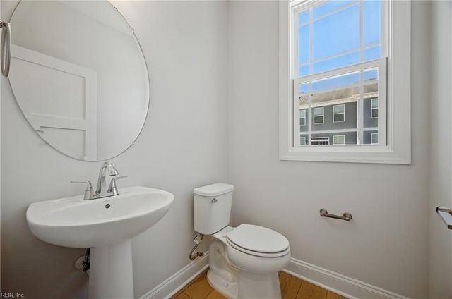 115 Bracewell LN, Yorktown, VA 23692
