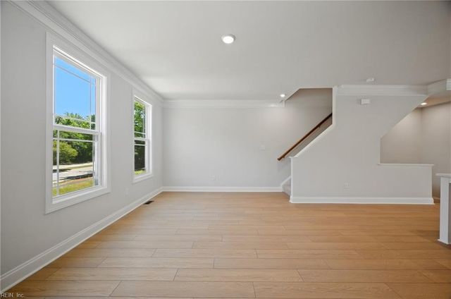 115 Bracewell LN, Yorktown, VA 23692