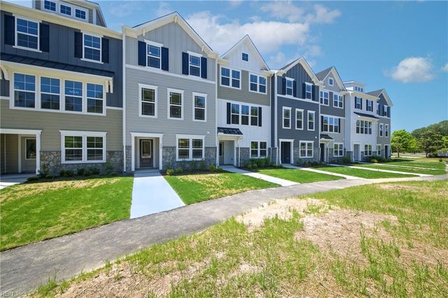 115 Bracewell LN, Yorktown, VA 23692
