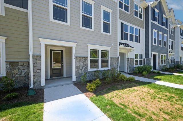 115 Bracewell LN, Yorktown, VA 23692
