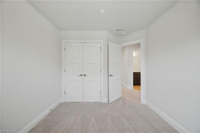 115 Bracewell LN, Yorktown, VA 23692