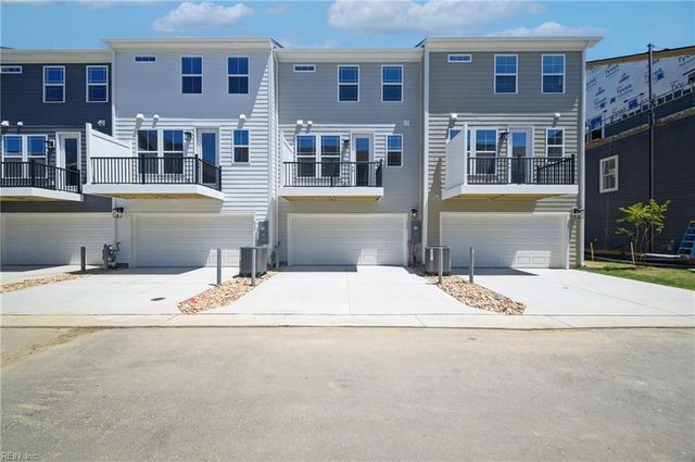 115 Bracewell LN, Yorktown, VA 23692