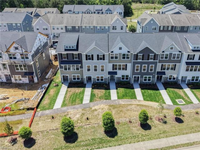 115 Bracewell LN, Yorktown, VA 23692