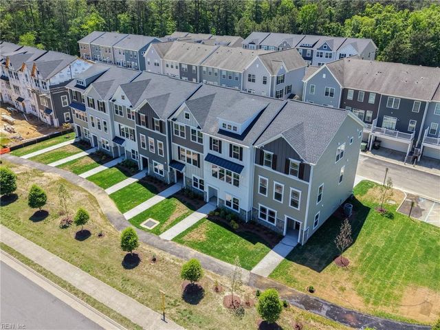 115 Bracewell LN, Yorktown, VA 23692