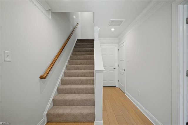 115 Bracewell LN, Yorktown, VA 23692