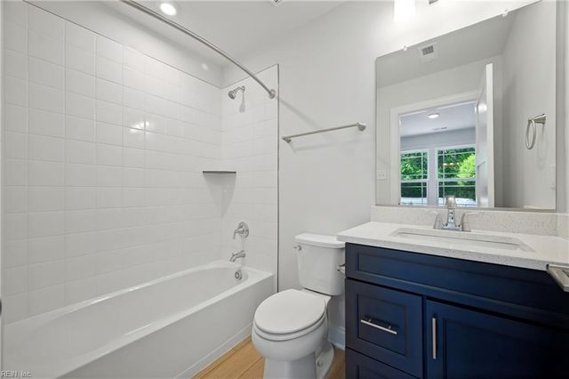 115 Bracewell LN, Yorktown, VA 23692