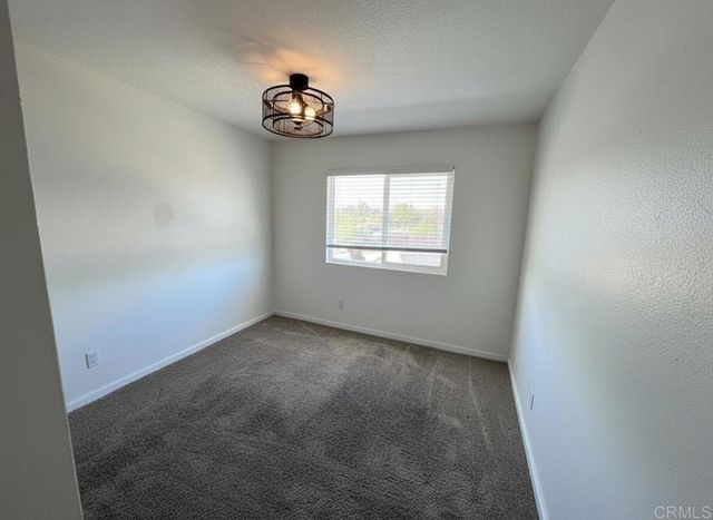 535 N Beech Street 18, Escondido, CA 92025