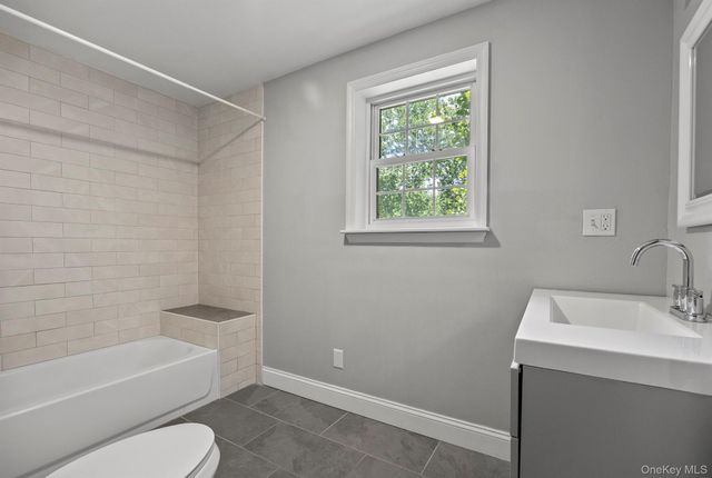 13-14 Creekside Place, Pleasant Valley, NY 12569