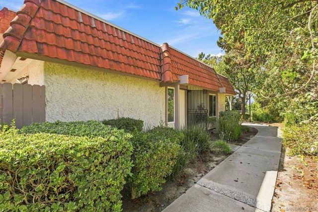 2812 Via Magia, Carlsbad, CA 92010