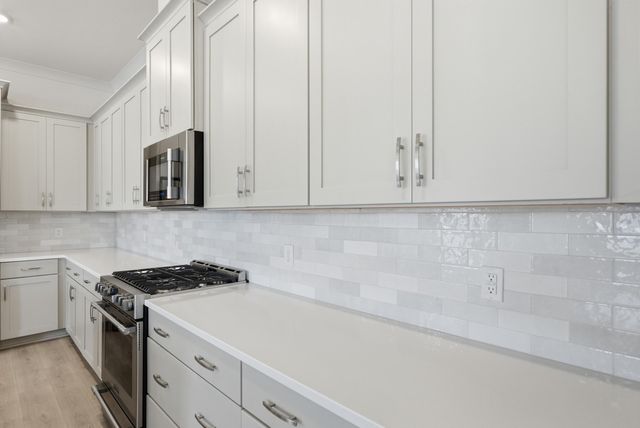 601 Blueway Avenue, Summerville, SC 29486