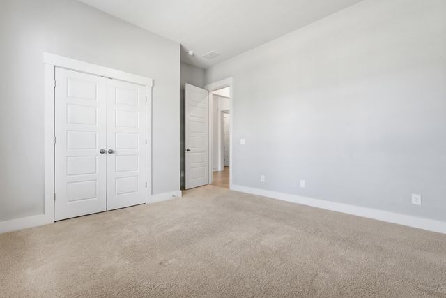 601 Blueway Avenue, Summerville, SC 29486