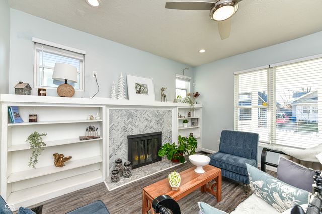 4225 Guilford Avenue, Indianapolis, IN 46205