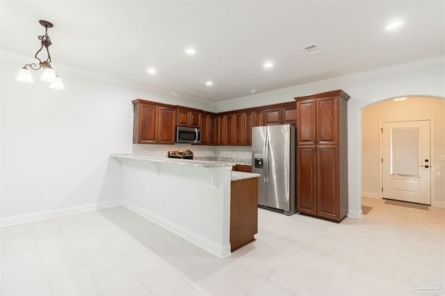 1733 Sound Haven Ct, Navarre, FL 32566