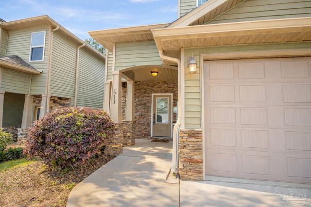 1733 Sound Haven Ct, Navarre, FL 32566