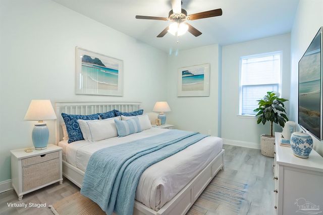 1733 Sound Haven Ct, Navarre, FL 32566