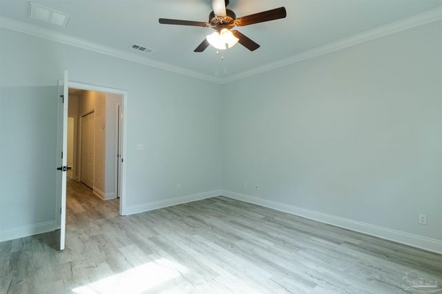 1733 Sound Haven Ct, Navarre, FL 32566