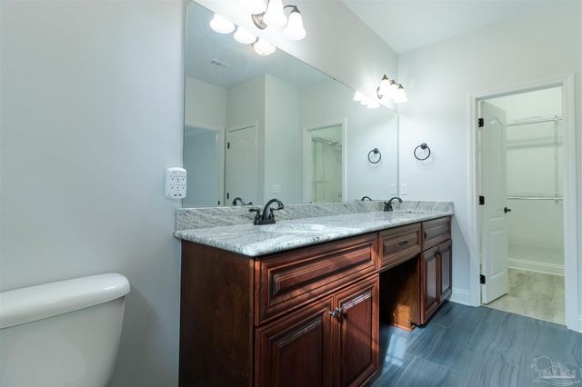 1733 Sound Haven Ct, Navarre, FL 32566