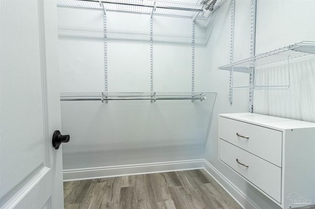 1733 Sound Haven Ct, Navarre, FL 32566