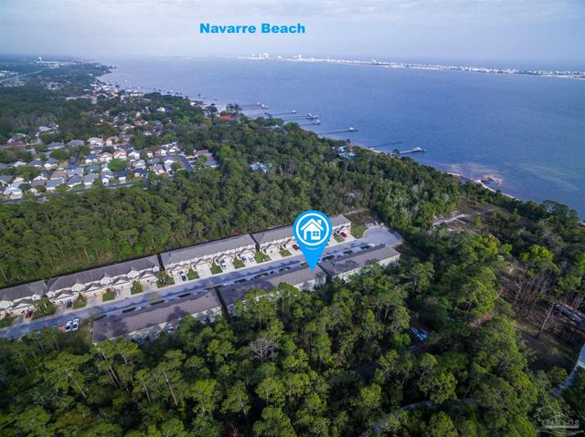 1733 Sound Haven Ct, Navarre, FL 32566