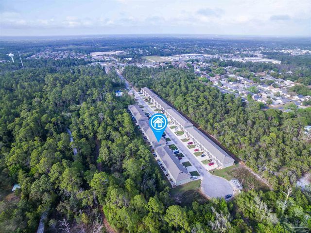 1733 Sound Haven Ct, Navarre, FL 32566