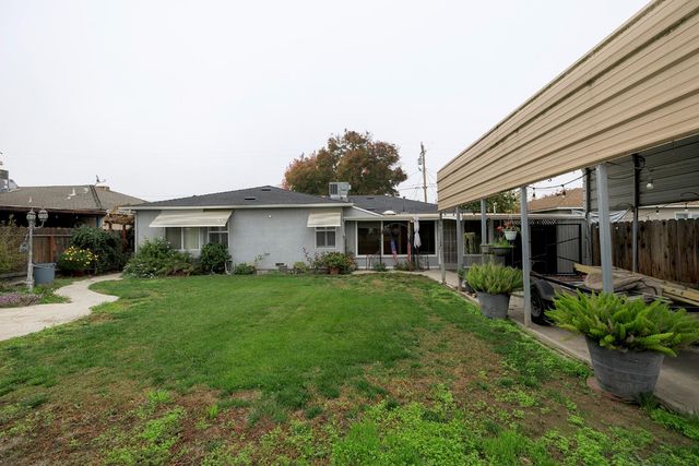 2209 7th St, Ceres, CA 95307