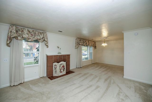 2209 7th St, Ceres, CA 95307