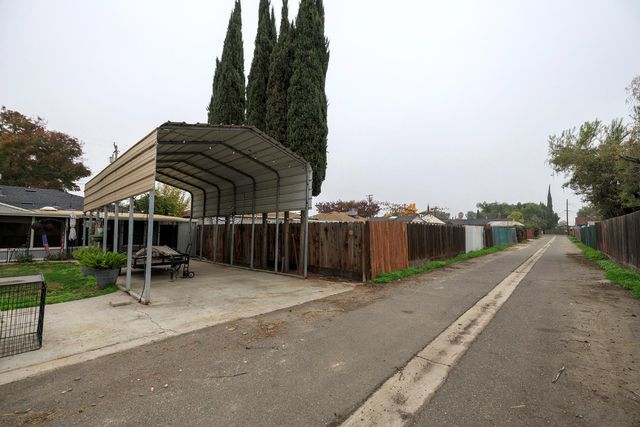 2209 7th St, Ceres, CA 95307