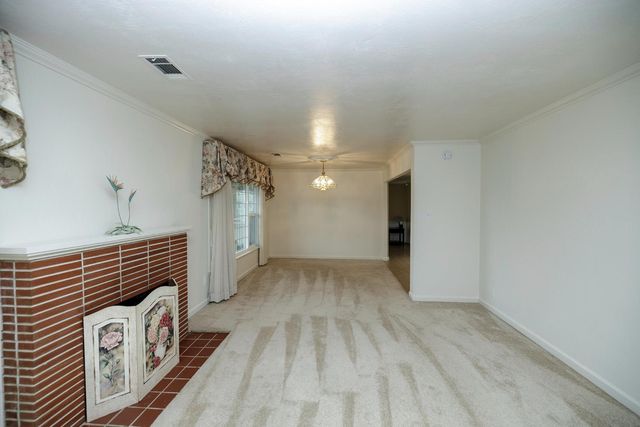 2209 7th St, Ceres, CA 95307