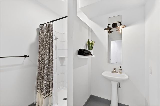 805 Peachtree NE Street 202, Atlanta, GA 30308