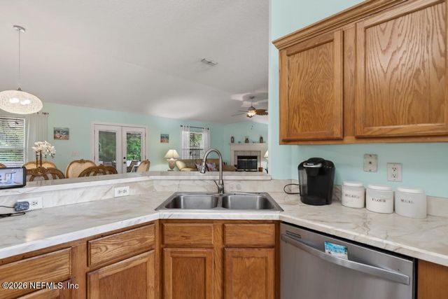 6725 BEATRIX Drive, Jacksonville, FL 32226