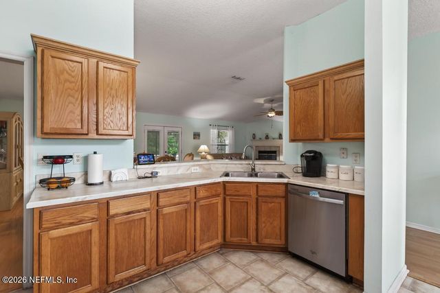 6725 BEATRIX Drive, Jacksonville, FL 32226