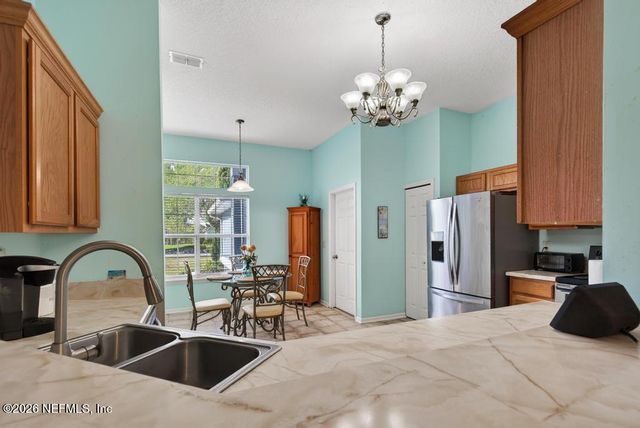 6725 BEATRIX Drive, Jacksonville, FL 32226